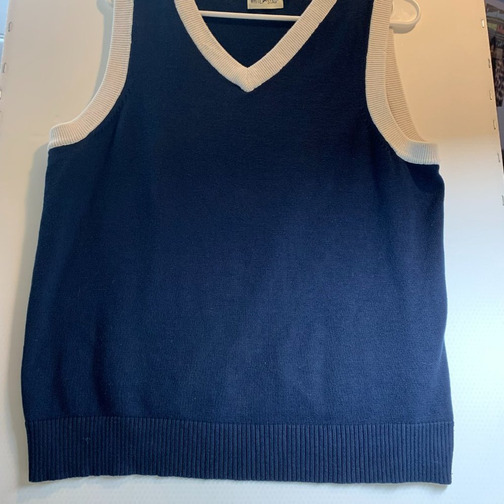 White Stag Sweater Vest, Large, Navy with White Trim. Ribbed Armholes Vtg Y2K